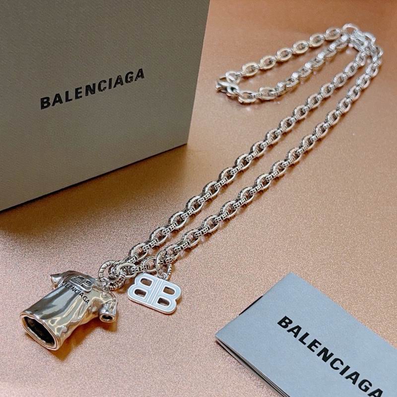Balenciaga Necklace 10yxx72